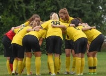 Frauenfußball: Aachen überholt Bocholt
