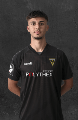 37  Leon Rashica